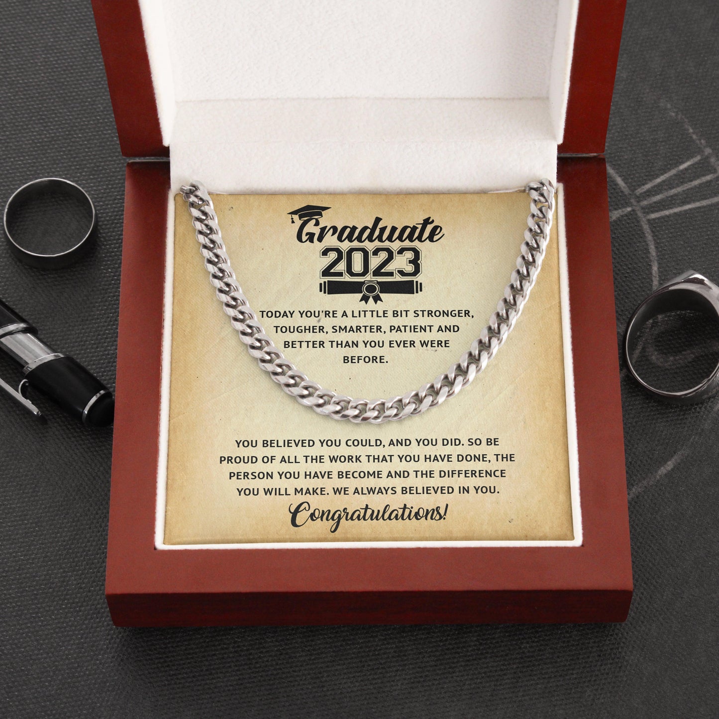 Jewelry gifts Graduation 2023 - New Horizonts - Cuban Link Chain - Belesmé - Memorable Jewelry Gifts