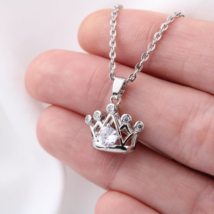 Jewelry gifts Daughter - Smart & Strong - Crown Necklace - Belesmé - Memorable Jewelry Gifts