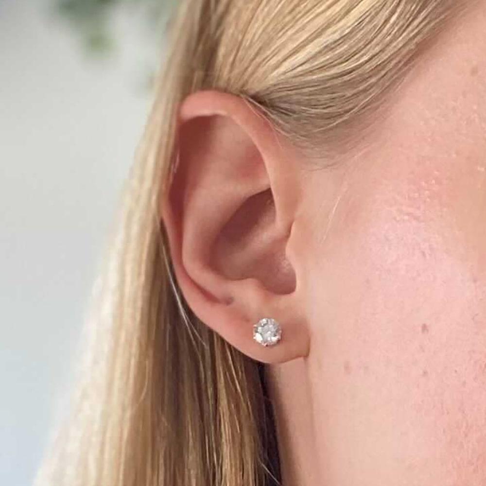 Jewelry gifts Timeless & Classic Stud Earrings - Belesmé - Memorable Jewelry Gifts