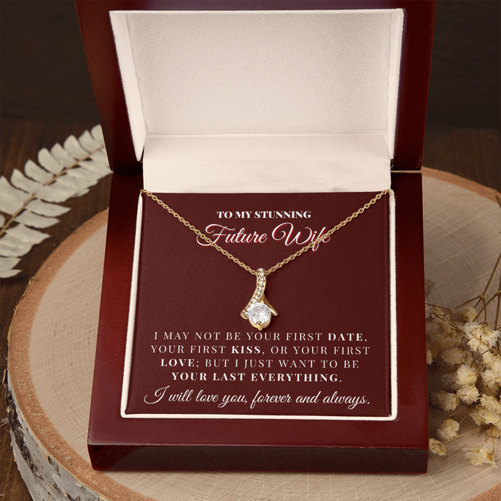 Future Wife - Stunning - Alluring Necklace